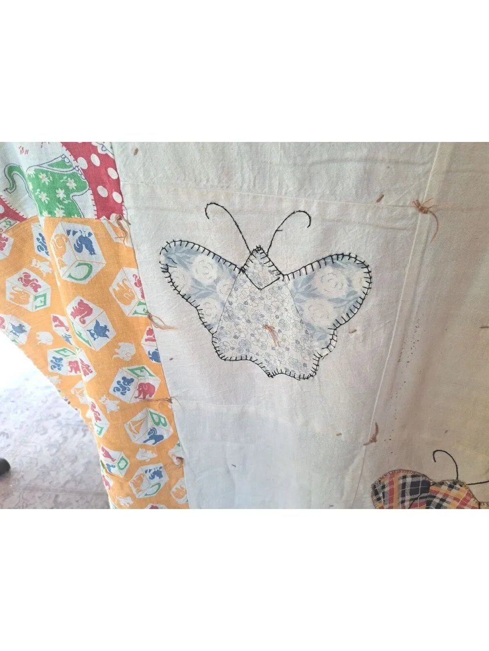 Vintage Handmade Butterfly Applique and Embroidery Feed-Sack Quilt 54